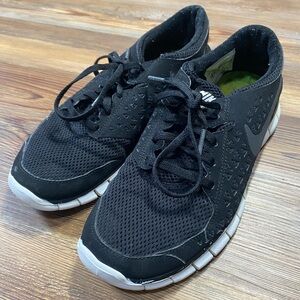 Nike Free 5.0 sz 7.5 Women's Black Mesh Sneakers running tennis shoes 395914